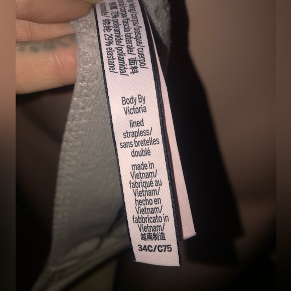 Victoria's Secret Body by Victoria lined strapless bra - Picture 5 of 6